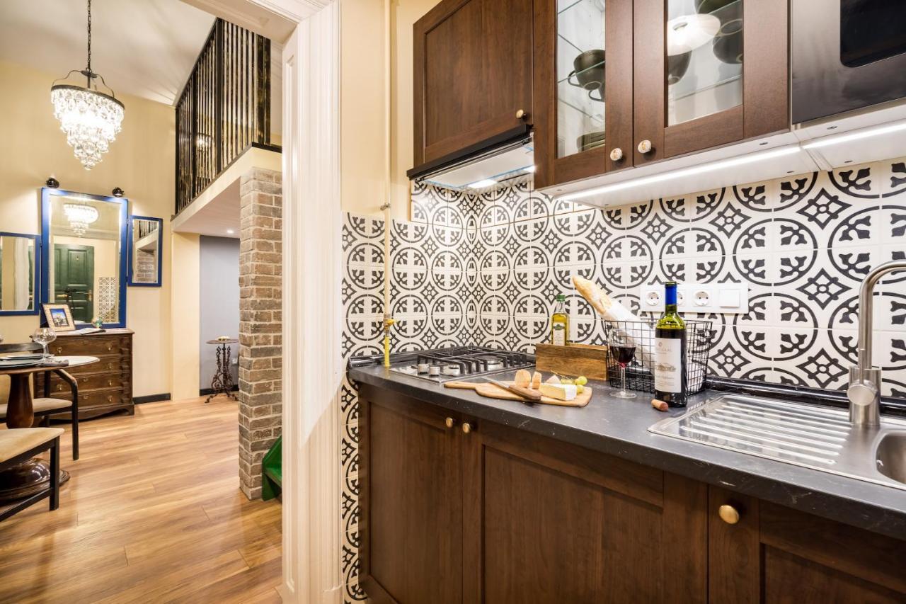 בודפשט Unique & Stylish - Home Of Traveler In City Center מראה חיצוני תמונה