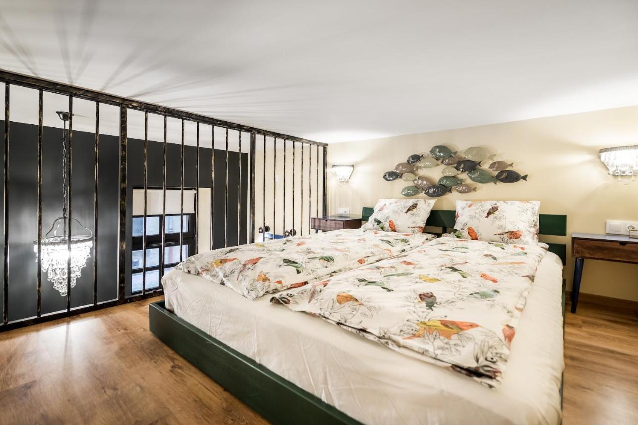 בודפשט Unique & Stylish - Home Of Traveler In City Center מראה חיצוני תמונה