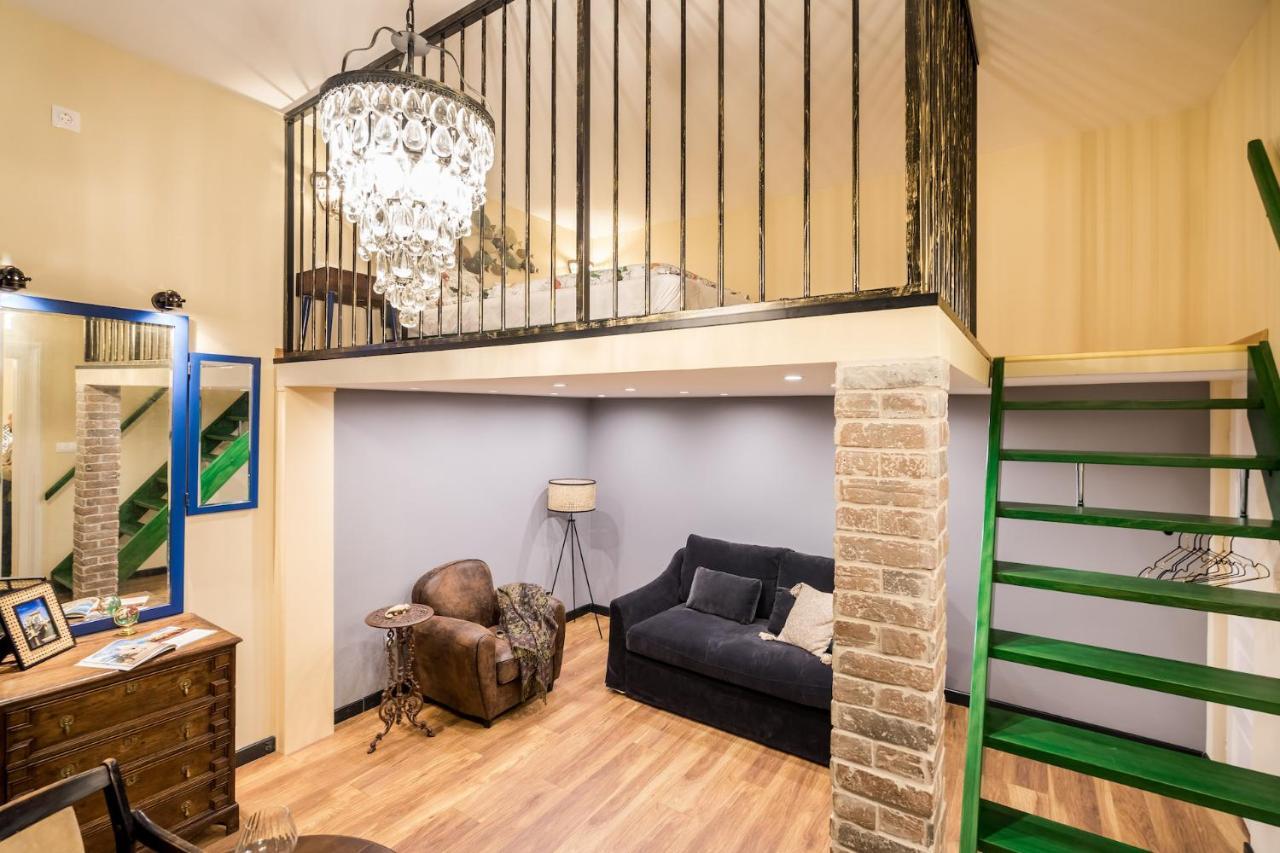 בודפשט Unique & Stylish - Home Of Traveler In City Center מראה חיצוני תמונה